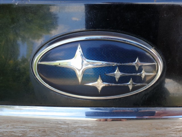505668 Subaru Outback 2011, Csomagtérajtóbetét, Kilincs, Rendszámvilágítás