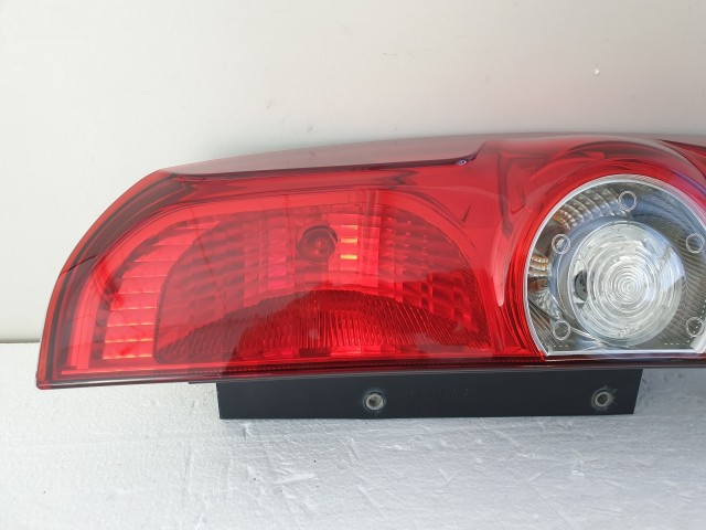 506176 Fiat Doblo 3, Combo D, 2012, Jobb Hátsó Lámpa