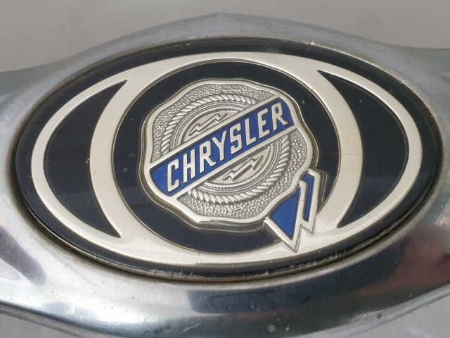 506314 Chrysler Crossfire 2003, Embléma, Díszléc, Motorháztetőre