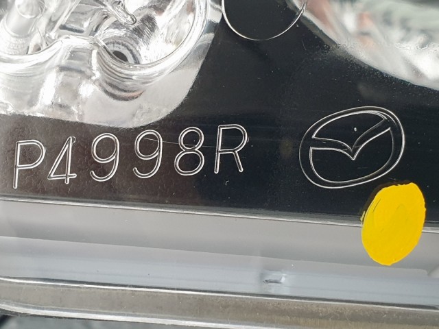 506968 Mazda 5, 2009, Jobb  Első XENON Lámpa Fényszóró C235-51030