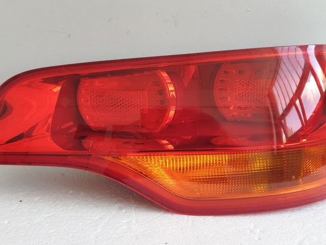 512117 Audi Q7, 2007, Jobb Hátsó Lámpa, 4L0945094.