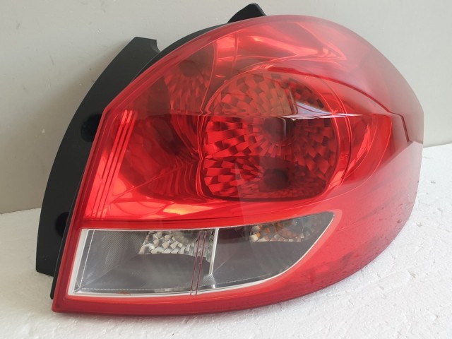 512118 Renault Clio 3, 2012, KOMBI Jobb Hátsó Lámpa, 8200586844. 512118 Renault Clio 3, 2012, KOMBI Jobb Hátsó Lámpa, 8200586844.