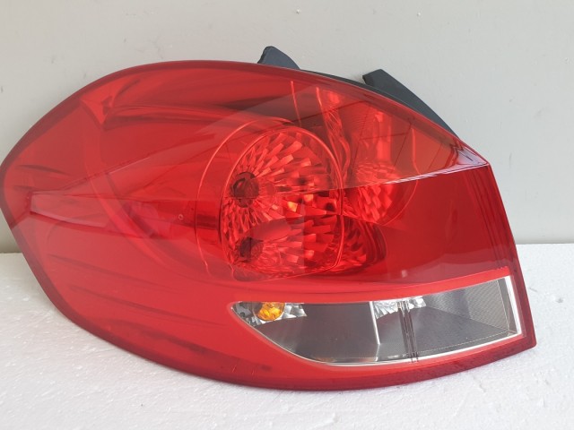 512119 Renault Clio 3, 2012, KOMBI Bal Hátsó Lámpa, 8200586843.