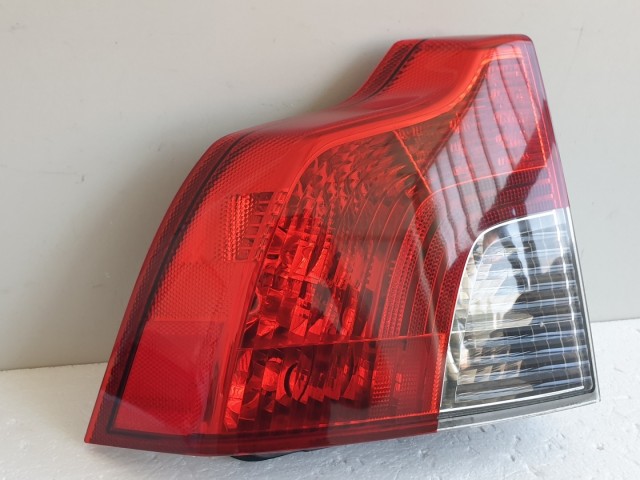 512122 Volvo S40, 2008, Bal Hátsó Lámpa, 30744538. 4 Ajtós. 512122 Volvo S40, 2008, Bal Hátsó Lámpa, 30744538. 4 Ajtós.
