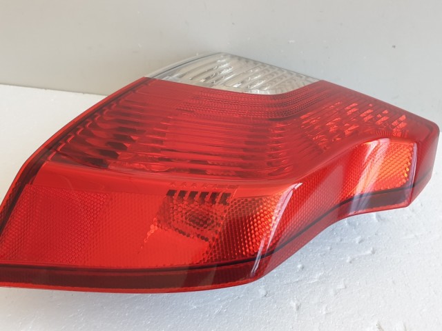 512123 Volvo S40 2008, Jobb Hátsó Lámpa, 31214607. 4 Ajtós. 512123 Volvo S40 2008, Jobb Hátsó Lámpa, 31214607. 4 Ajtós.