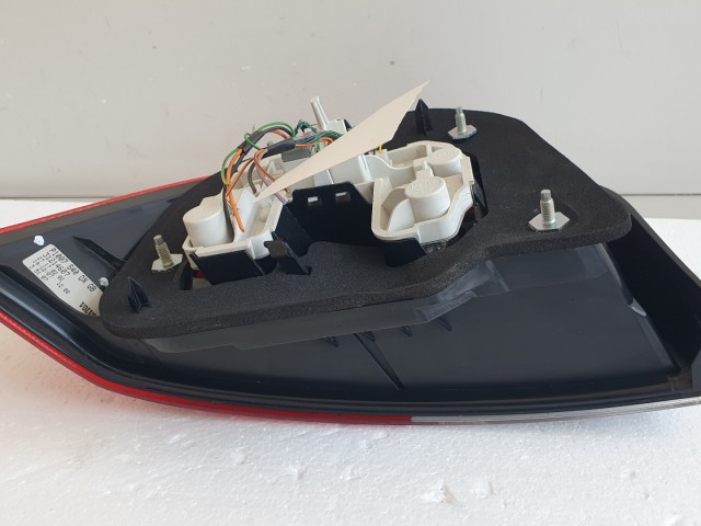 512123 Volvo S40 2008, Jobb Hátsó Lámpa, 31214607. 4 Ajtós. 512123 Volvo S40 2008, Jobb Hátsó Lámpa, 31214607. 4 Ajtós.