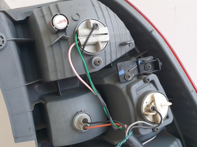 512124 Kia Sportage 2009, Bal Hátsó Lámpa, 92401-030. 512124 Kia Sportage 2009, Bal Hátsó Lámpa, 92401-030.