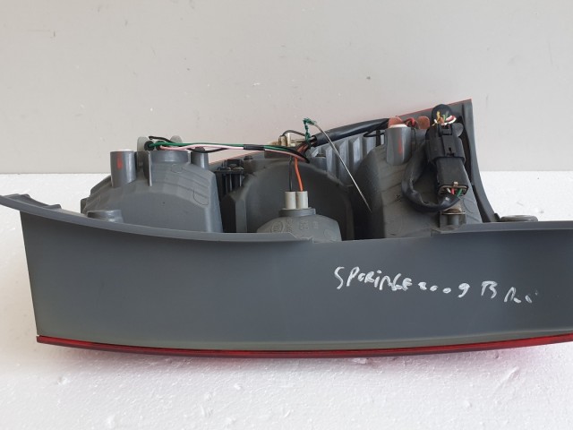 512124 Kia Sportage 2009, Bal Hátsó Lámpa, 92401-030. 512124 Kia Sportage 2009, Bal Hátsó Lámpa, 92401-030.