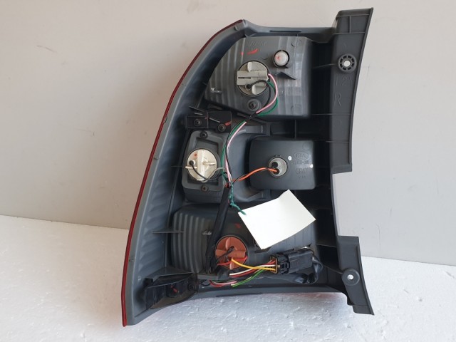 512125 Kia Sportage 2009, Jobb Hátsó Lámpa, 92402-030. 512125 Kia Sportage 2009, Jobb Hátsó Lámpa, 92402-030.