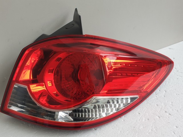 512128 Chevrolet Cruze 2013, Jobb Hátsó Lámpa, 5 Ajtós. 13196. 512128 Chevrolet Cruze 2013, Jobb Hátsó Lámpa, 5 Ajtós. 13196.