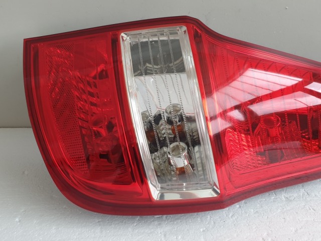 512130 Hyundai i30, 2009, Kombi, Jobb Hátsó Lámpa, 92402-2L1. 512130 Hyundai i30, 2009, Kombi, Jobb Hátsó Lámpa, 92402-2L1.