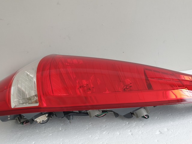 512130 Hyundai i30, 2009, Kombi, Jobb Hátsó Lámpa, 92402-2L1. 512130 Hyundai i30, 2009, Kombi, Jobb Hátsó Lámpa, 92402-2L1.