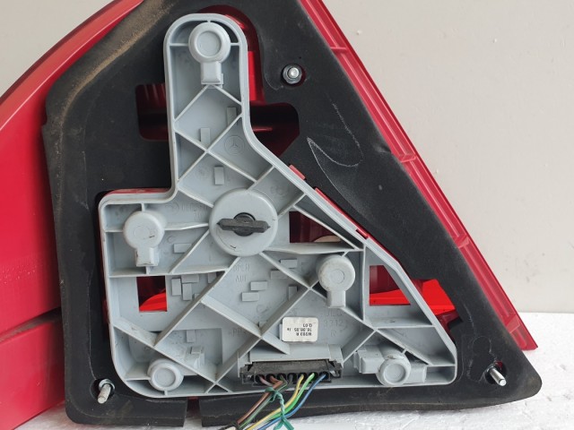 512132 Mercedes C, W203, 2005, Jobb Hátsó Lámpa, 4 Ajtós,  512132 Mercedes C, W203, 2005, Jobb Hátsó Lámpa, 4 Ajtós,