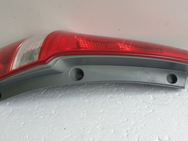 512133 Hyundai i30 Kombi, 2009, Bal Hátsó Lámpa, 92401-2R1. 512133 Hyundai i30 Kombi, 2009, Bal Hátsó Lámpa, 92401-2R1.