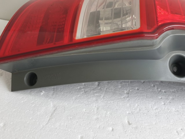 512133 Hyundai i30 Kombi, 2009, Bal Hátsó Lámpa, 92401-2R1. 512133 Hyundai i30 Kombi, 2009, Bal Hátsó Lámpa, 92401-2R1.